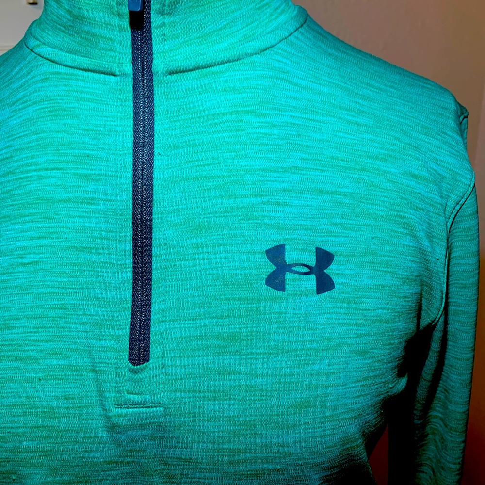 Under Armour Heat Gear green youth xtra-large 1/4 zip longsleeve